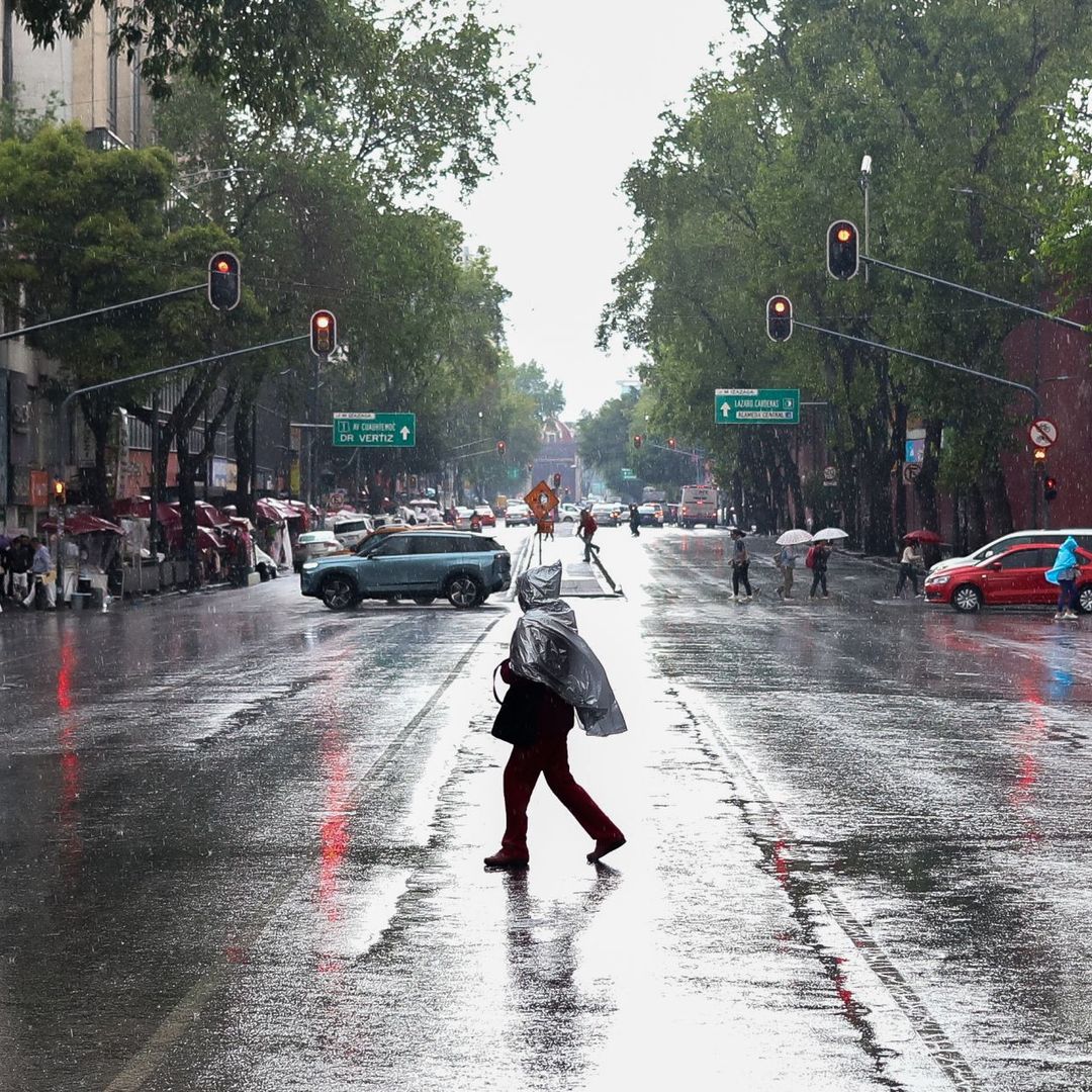 Continúan las fuertes lluvias en la capital. Foto: Cuartoscuro/ Archivo